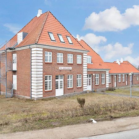 Bed and Breakfast Hirtshals Gamle Station Экстерьер фото