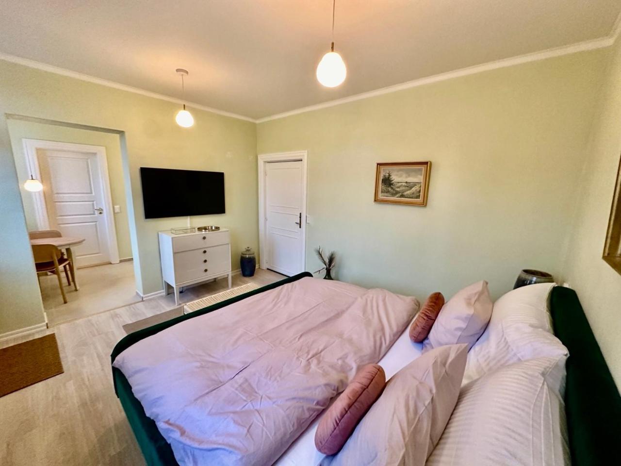 Bed and Breakfast Hirtshals Gamle Station Экстерьер фото
