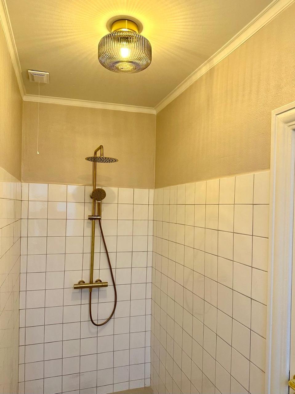 Bed and Breakfast Hirtshals Gamle Station Экстерьер фото